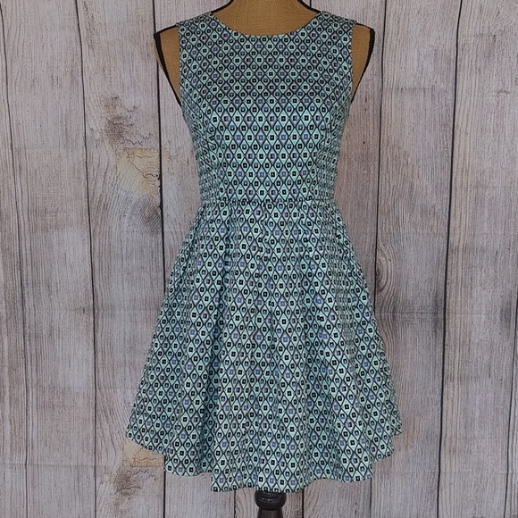 Forever 21 Dresses & Skirts - Forever21 Crew Neck Fit & Flare Blue Sundress Sz S